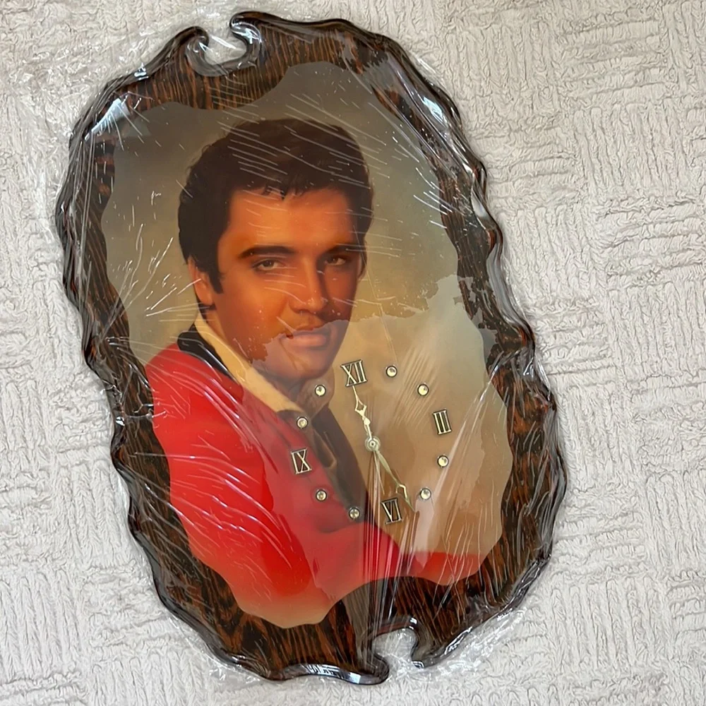 Vintage 70's Elvis Presley wood decoupage wall clock art
